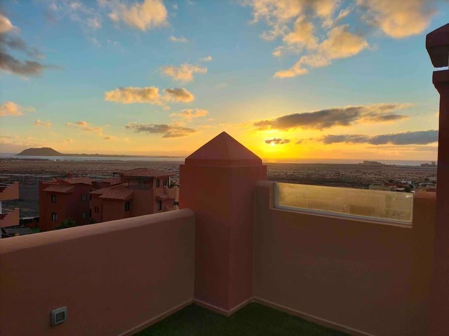 Appartement Oceanview Retreat Corralejo Extérieur photo